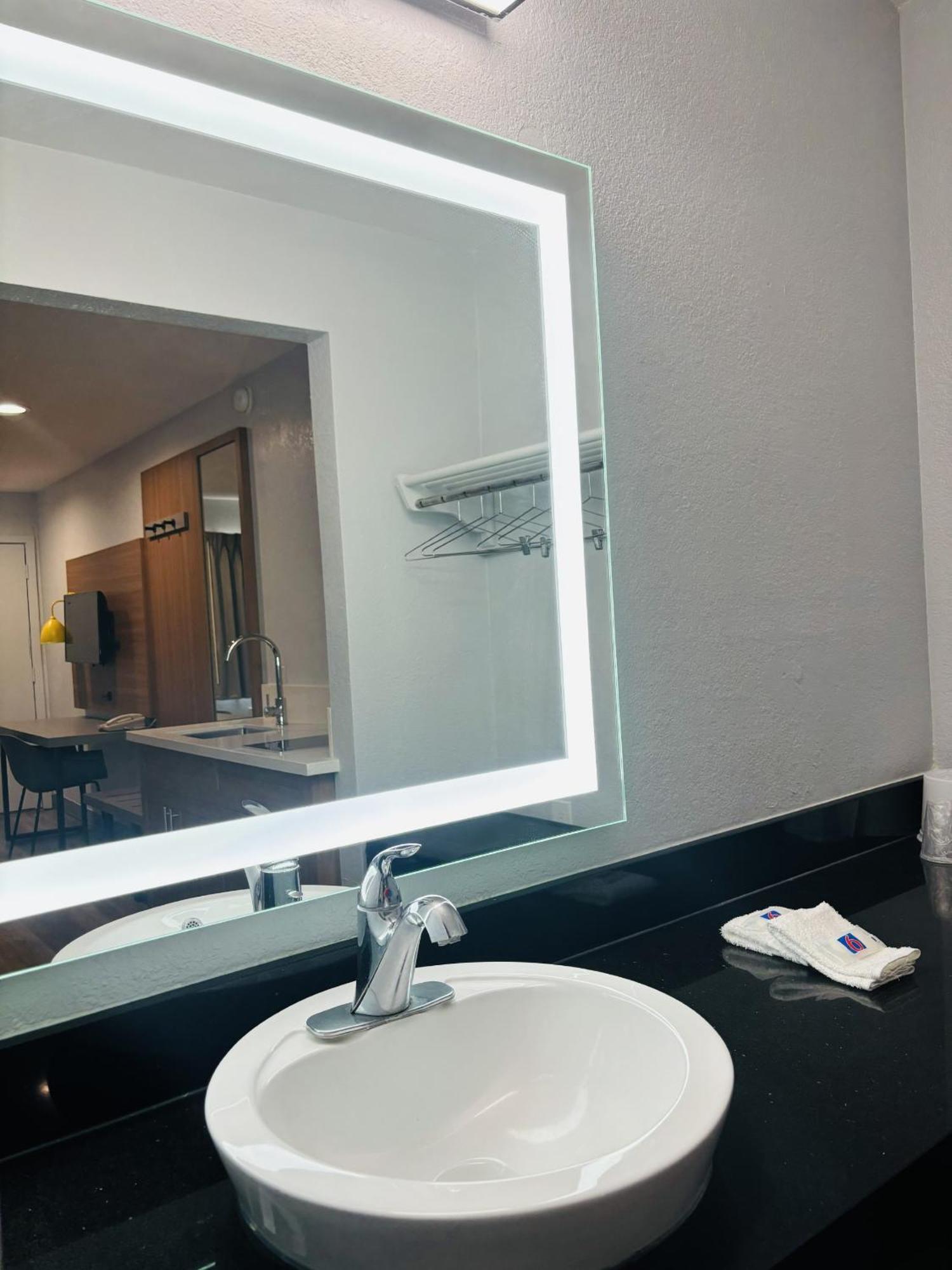 Motel 6-Santa Ana, Ca エクステリア 写真